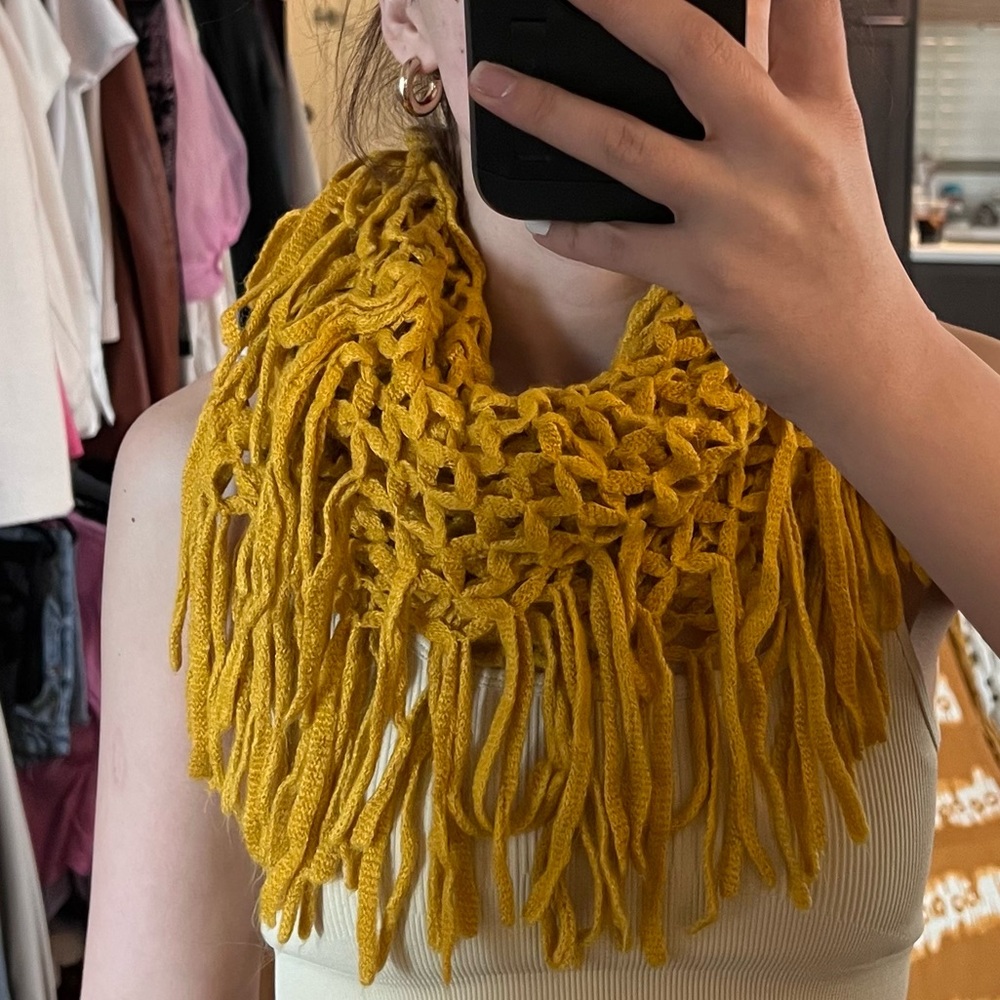 Crochet Inifinity Scarf w/ Fringe